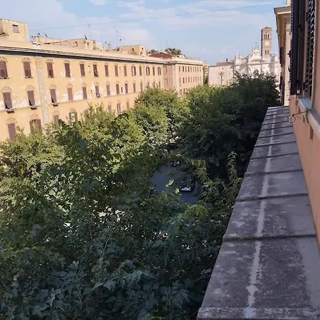 Lägenhet Welcrome Centro *